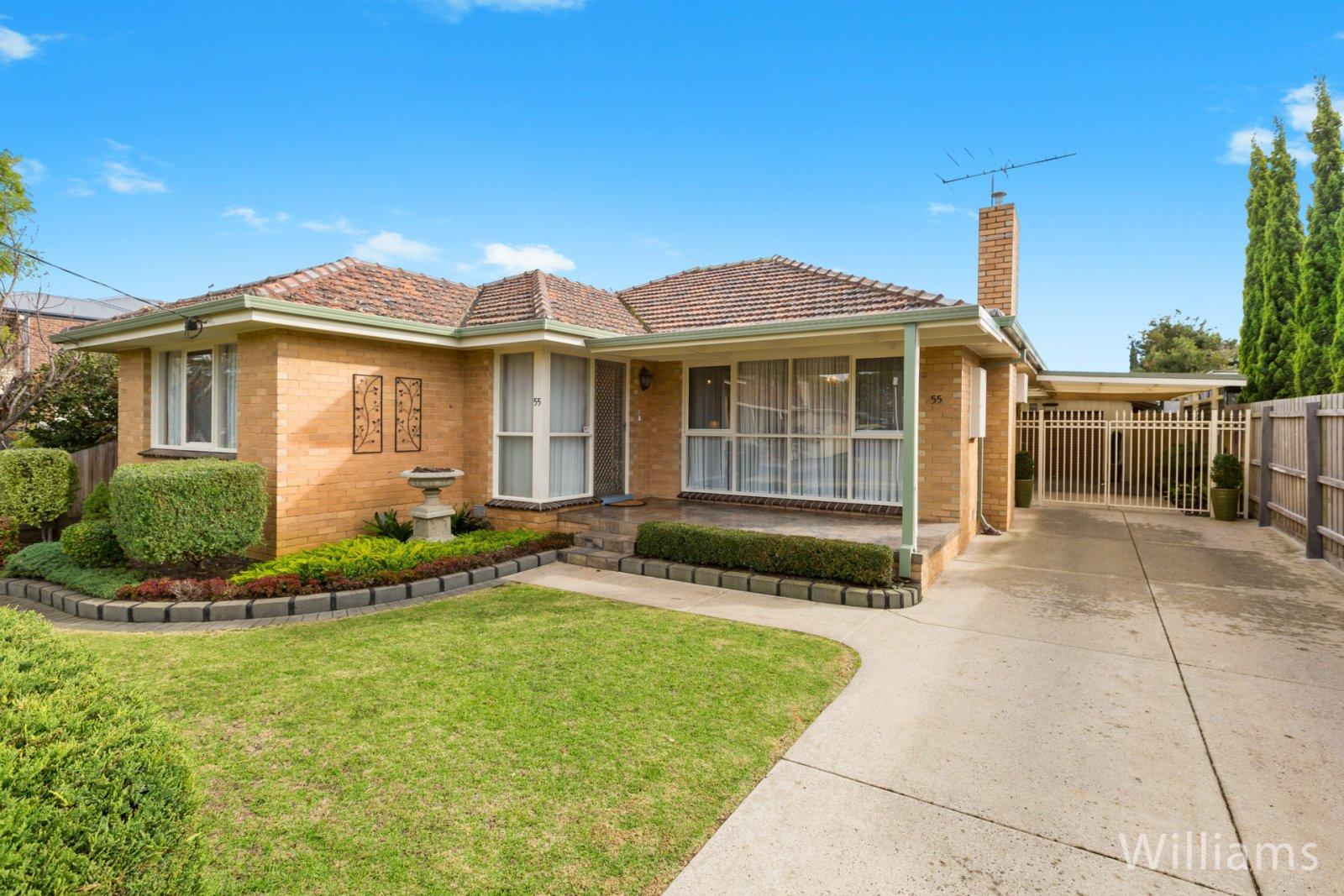 Interactive Floor Plan 55 Bracken Grove, Altona