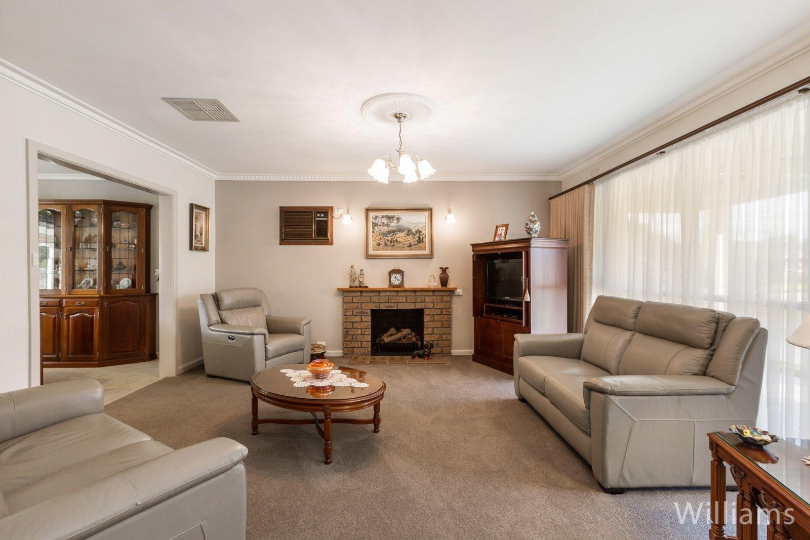 Interactive Floor Plan 55 Bracken Grove, Altona