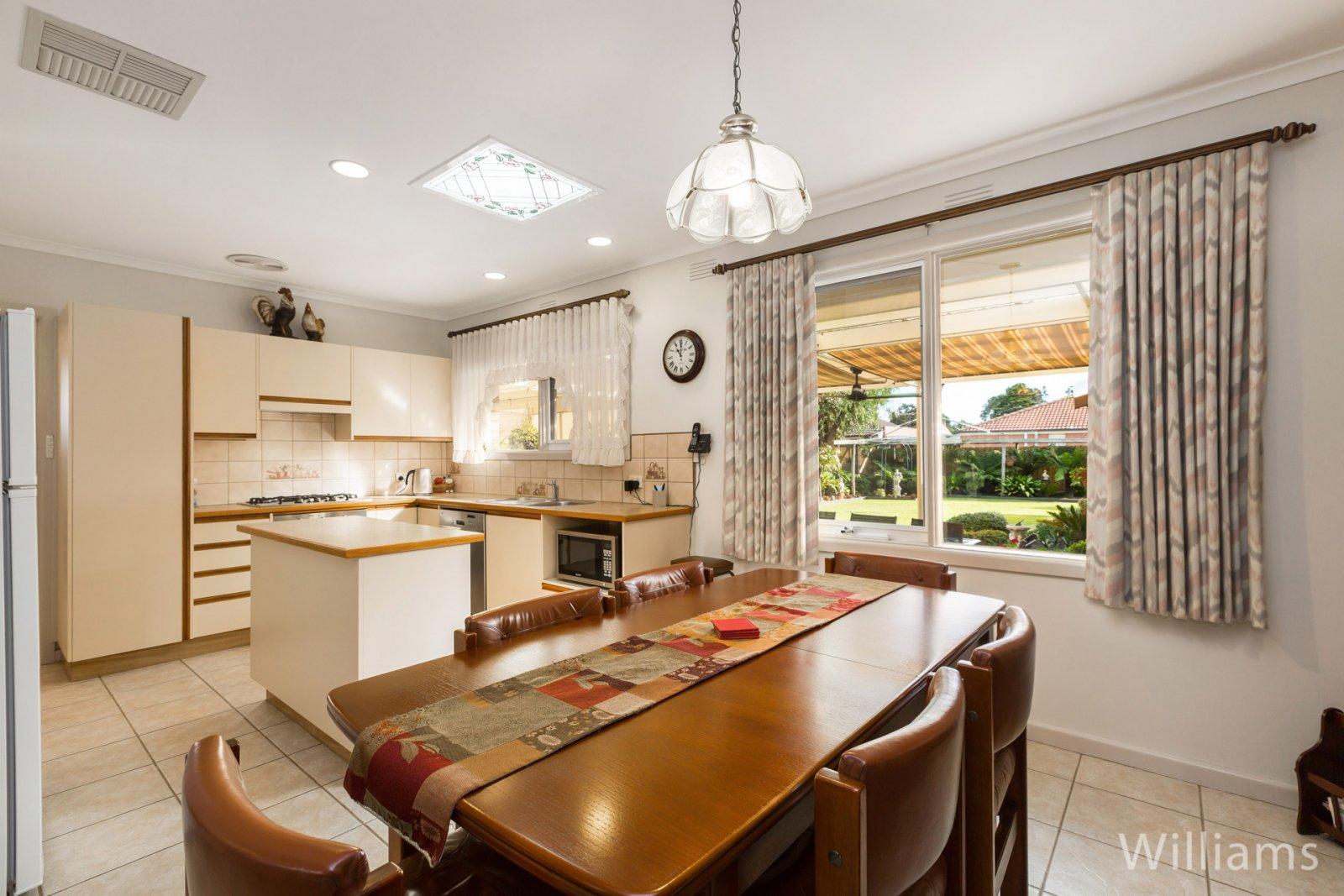 Interactive Floor Plan 55 Bracken Grove, Altona